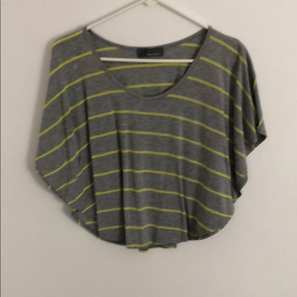 Grey shirt with Neon stripes